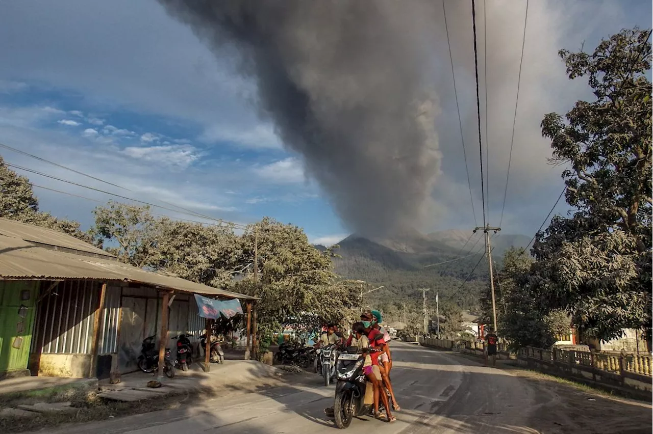 Indonesia volcano Mount Lewotobi Laki-Laki, erupts again after killing nine day earlier