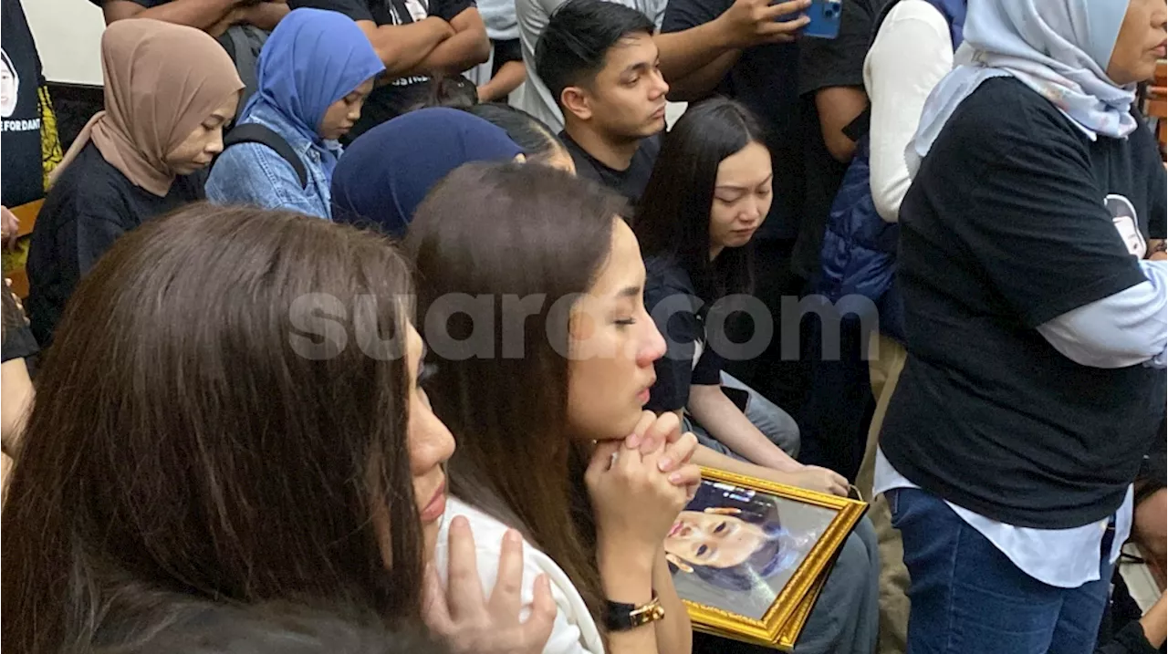 Cornelia Agatha Dampingi Tamara Tyasmara, Jabatan Mentereng Istri Si Doel Tuai Sorotan