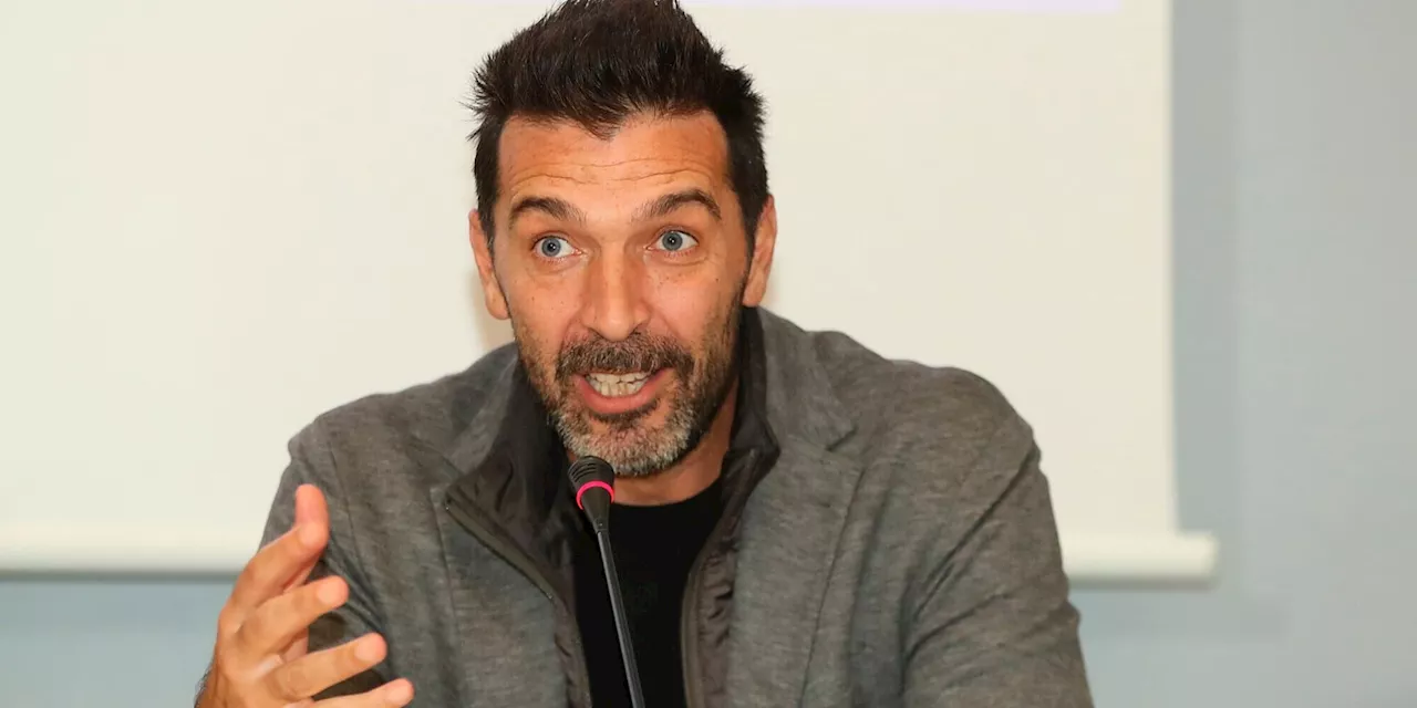 Buffon, dalla porta alla lavagna: prof a Coverciano