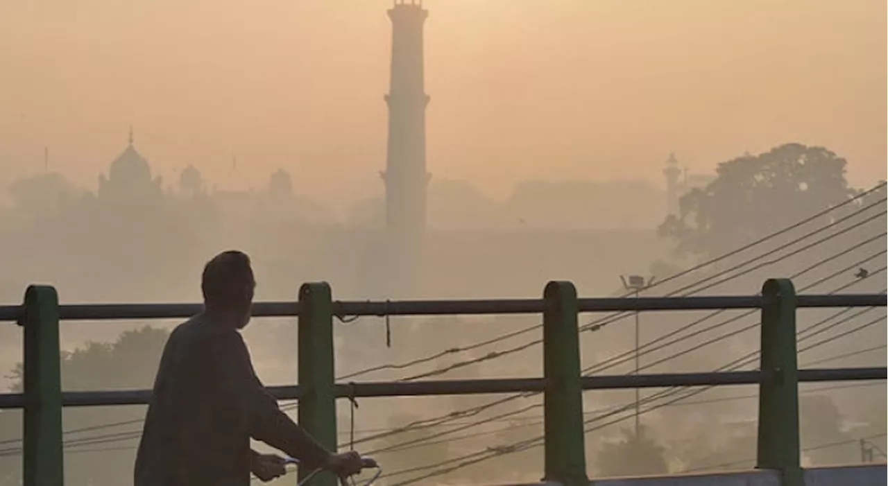 Record smog darkens Lahore as AQI hits 1,165 mark