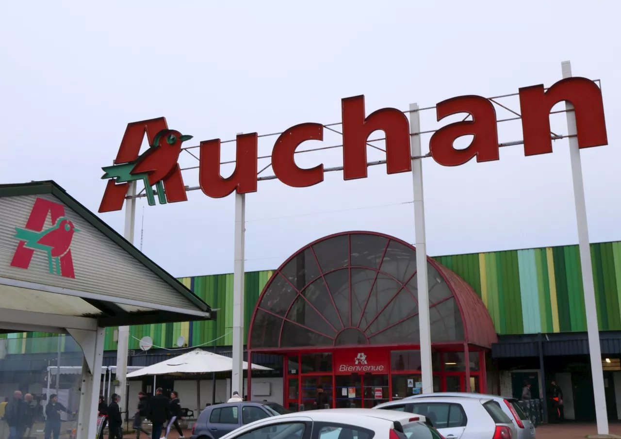 Après Casino, Auchan dans la tourmente : le modèle des hypermarchés va-t-il disparaître en France ?