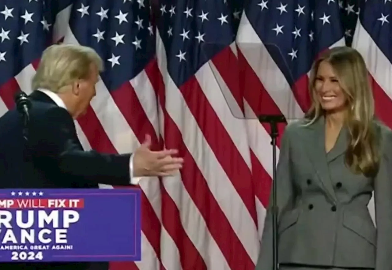 Melania e Trump insieme sul palco, tornati insieme dopo voci su divorzio?