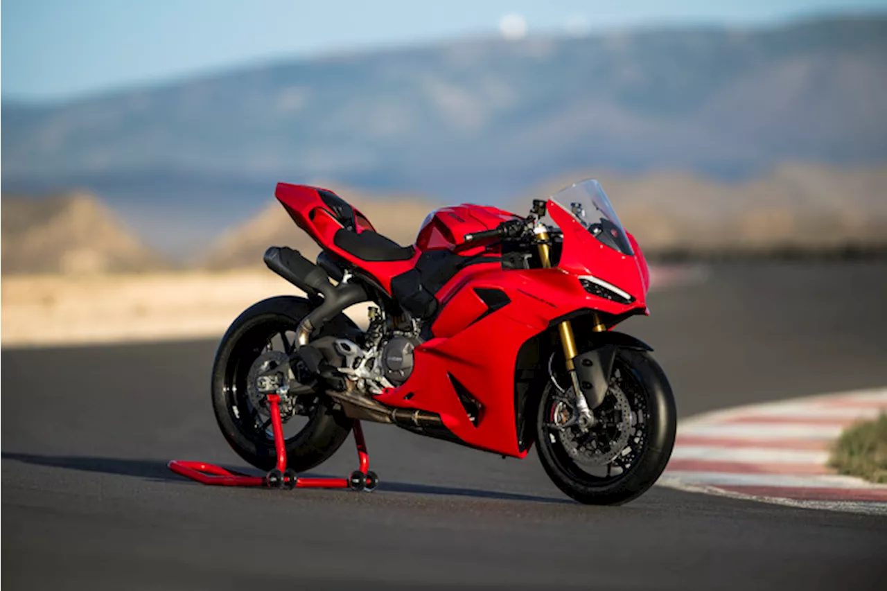 Ducati Panigale e Streetfighter V2 protagoniste ad EICMA