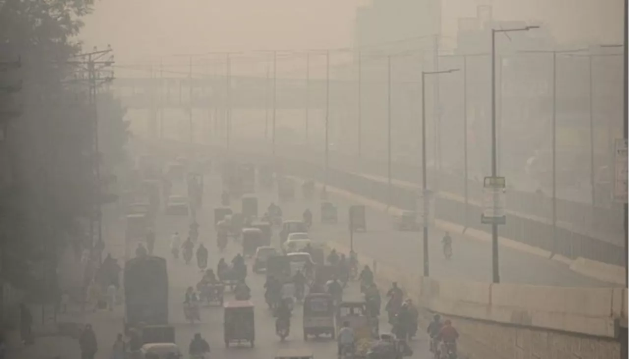 Smog crisis: Punjab govt introduces work-from-home policy for office employees