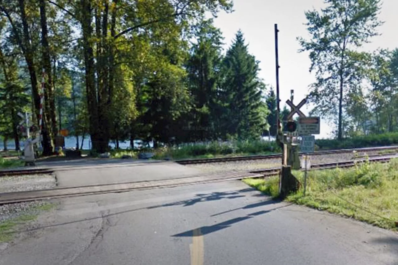 Vancouver woman sues city, CPR after being hit by train in Burnaby park