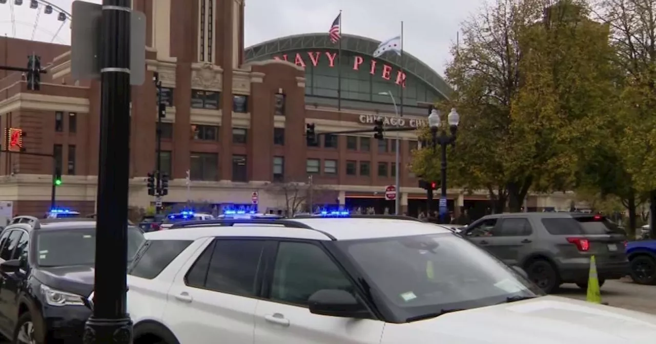 Search continues for gunman in double homicide at Navy Pier