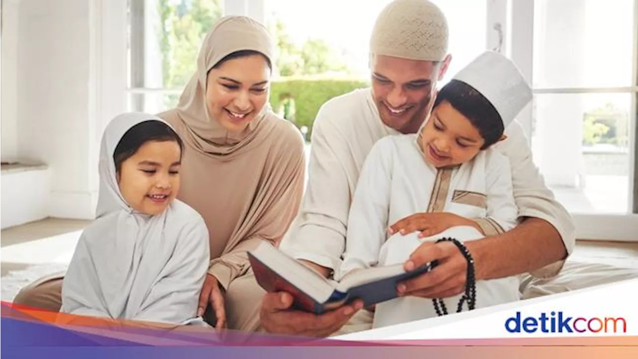 5 Ayat Al-Qur'an tentang Perintah Berbakti kepada Orang Tua