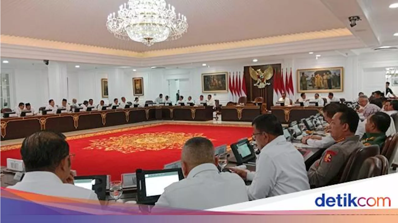 Prabowo ke Menteri: Jangan Ragu Telepon Saya, Kita Tinggalkan Hal yang Feodal