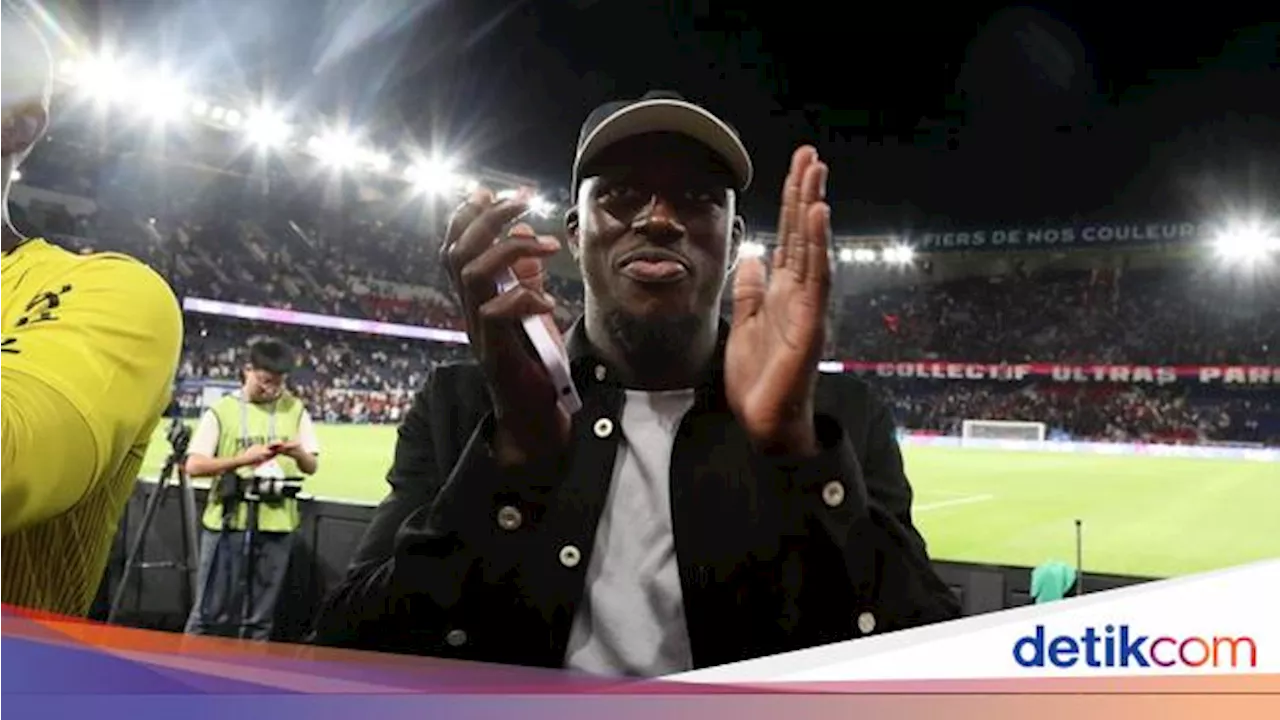 Benjamin Mendy Menang Gugatan, Man City Harus Lunasi Utang Gaji