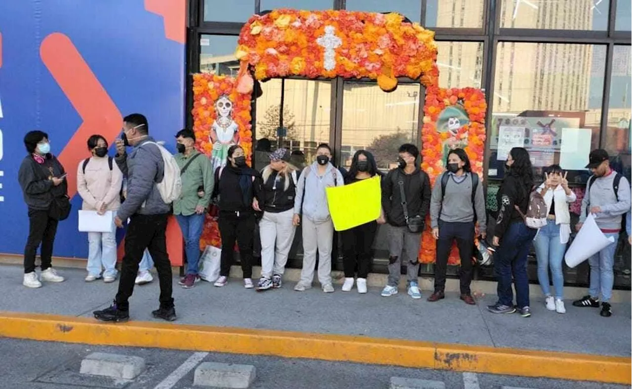 Estudiantes de la UTC protestan por segundo día contra cobros extras; alumnos bloquean vialidades en Miguel Hidalgo