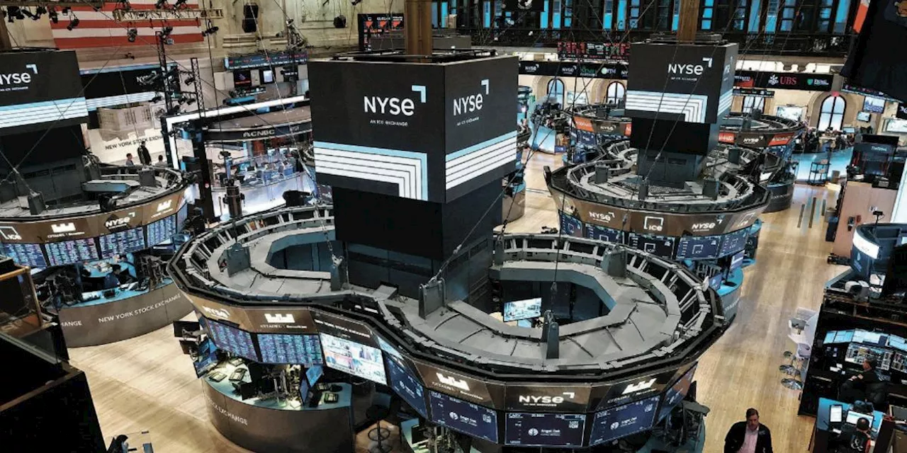 Wall Street cierra en máximos récord ante expectativa por victoria de Donald Trump