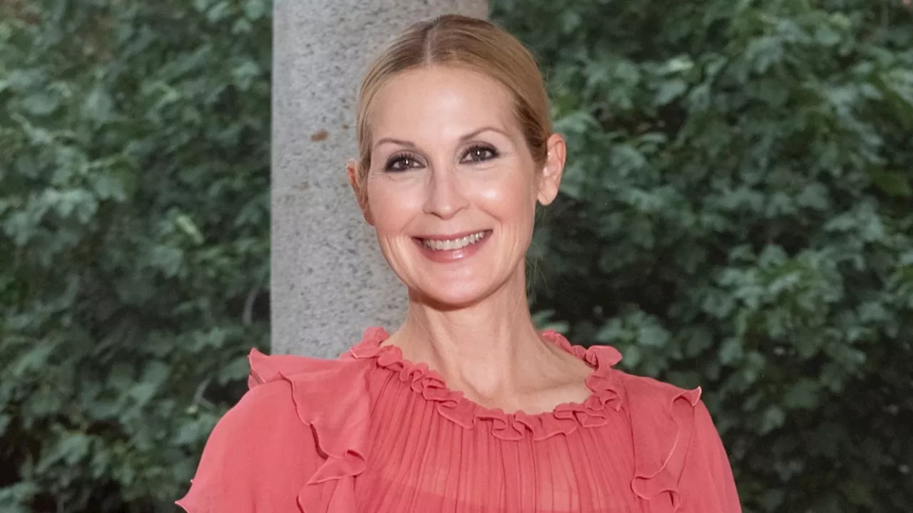 Le secret de Kelly Rutherford pour une peau lumineuse et radieuse après 50 ans