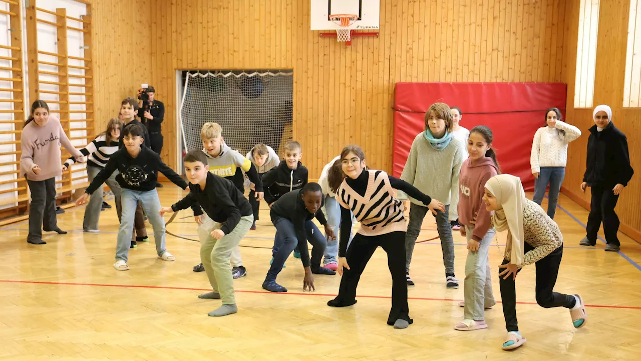 Kinder lernen Zusammenhalt - Respekt statt Gewalt! Neues Projekt in Brennpunktschule