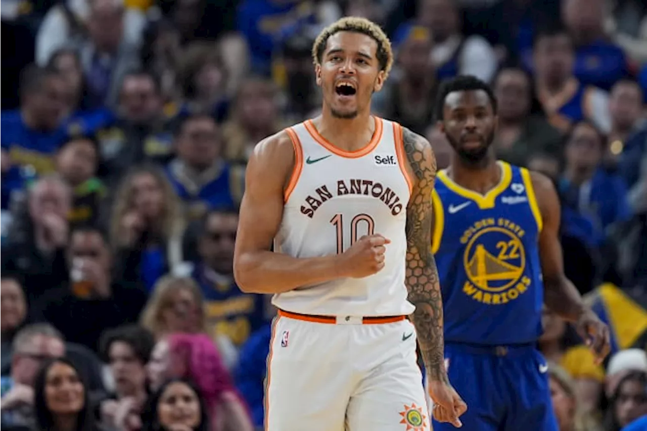 Spurs forward Jeremy Sochan suffers fractured thumb; will have surgery, team says