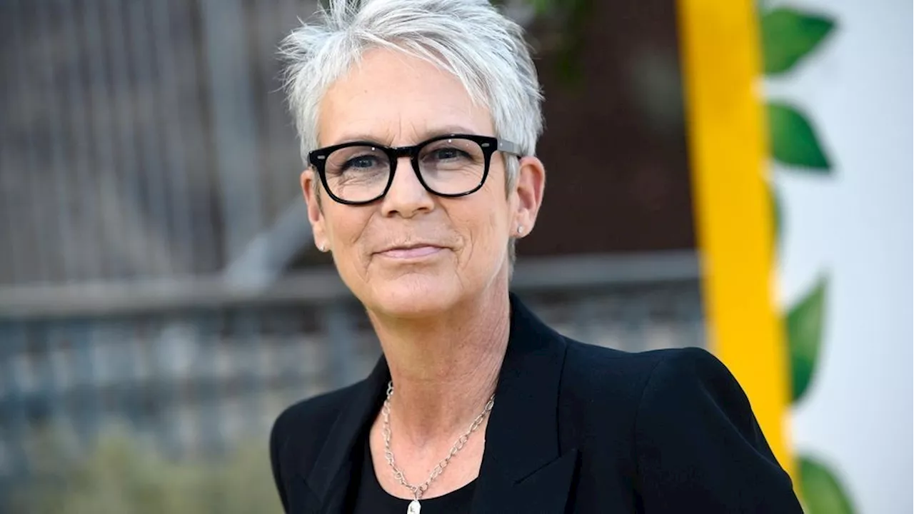 Jamie Lee Curtis urges Americans to 'fight' in wake of election results