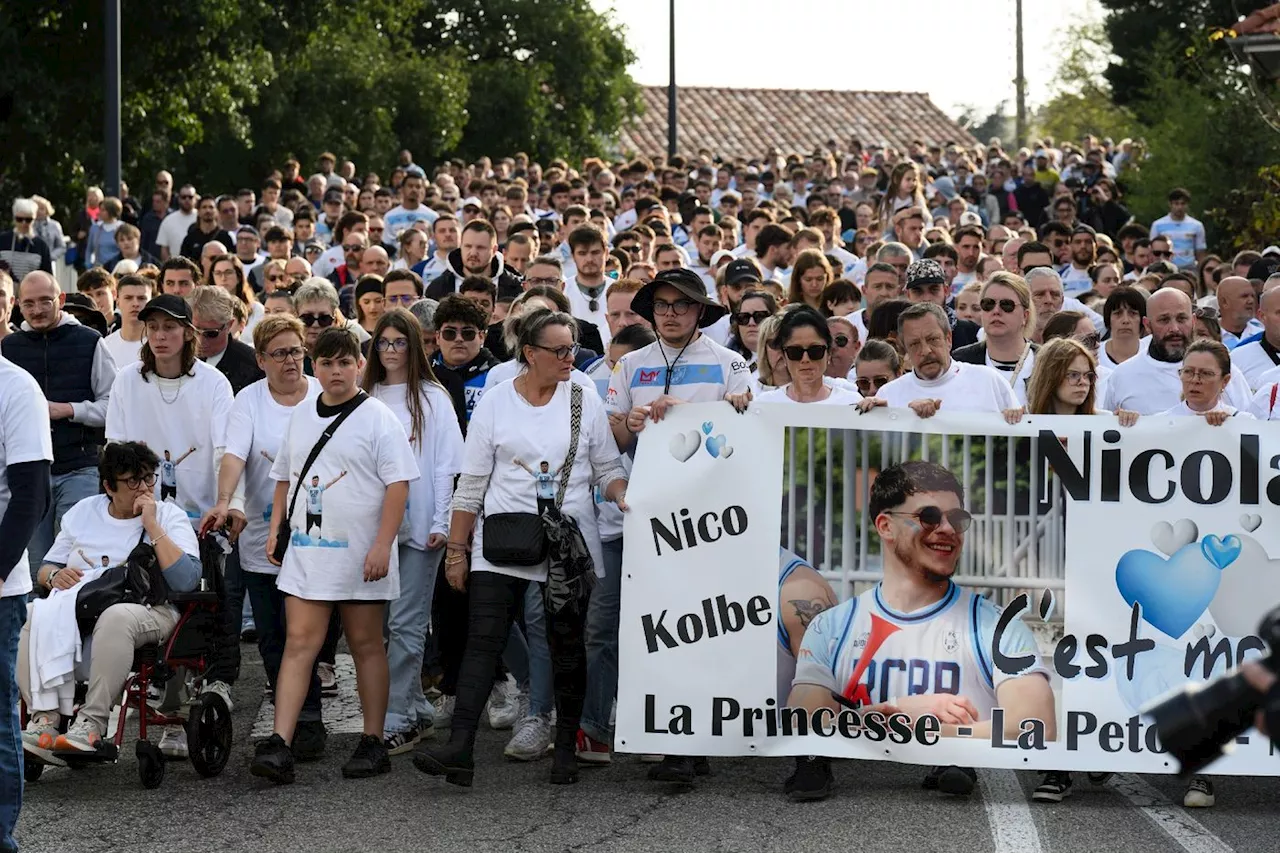 A Romans-sur-Isère, hommage «abasourdi» à Nicolas, un an après Thomas