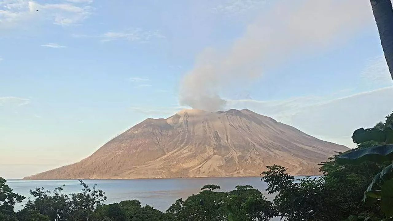 Kondisi Gunung Ruang, Terjadi 34 Kali Gempa Vulkanik dalam 2 Pekan Terakhir