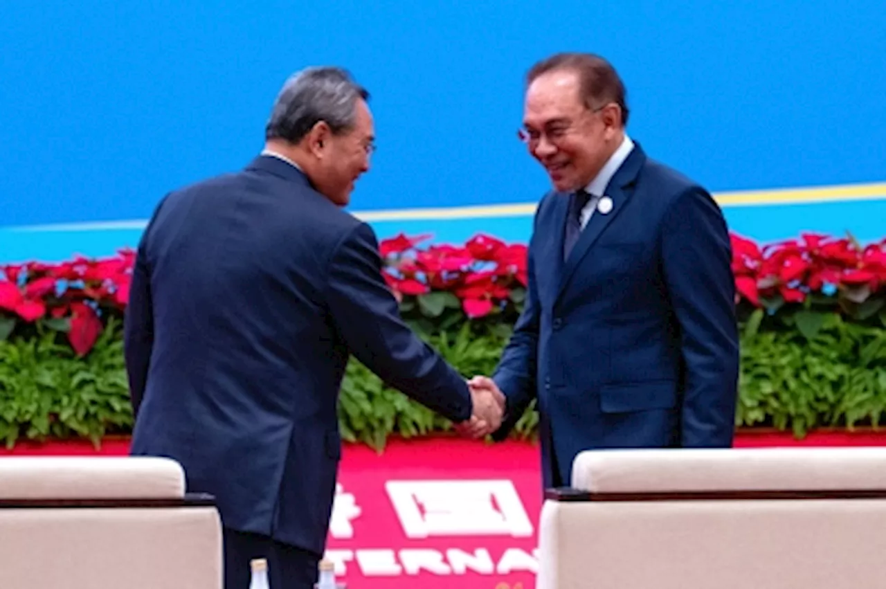 After meeting PM Anwar, China’s Li wants to push ahead with rail projects with Malaysia