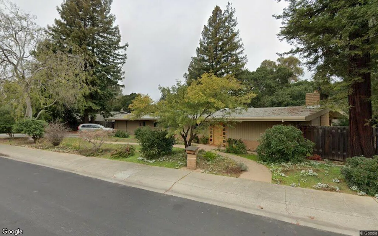 Two-bedroom home sells in Palo Alto for $3.9 million