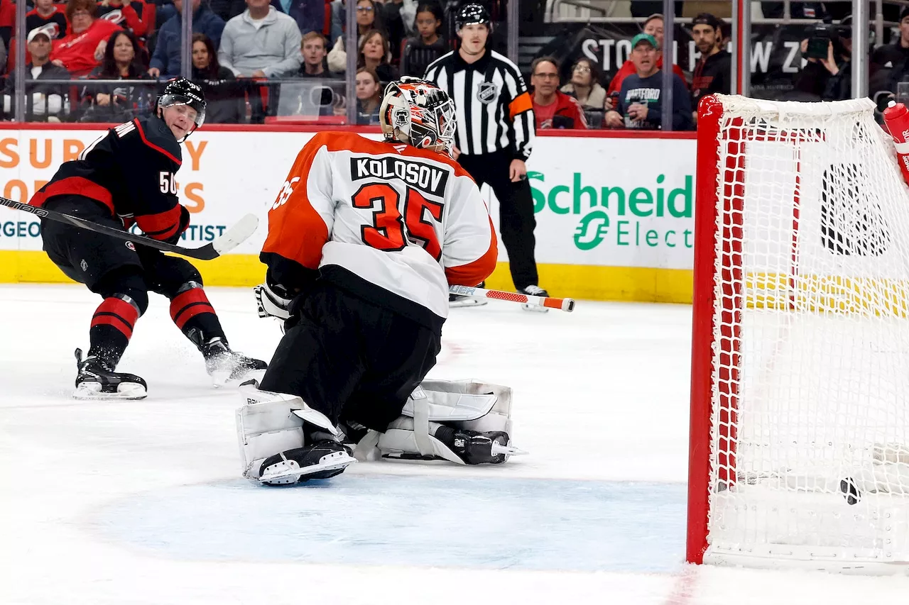 Necas scores go-ahead goal with 29 seconds left, Hurricanes beat Flyers 6-4