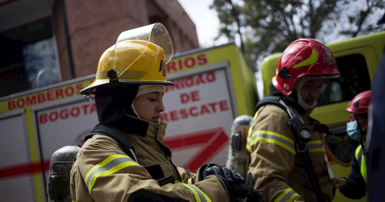 Trabajadoras del cuerpo oficial de Bomberos de Bogotá, denuncian acoso y abuso laboral en la institución