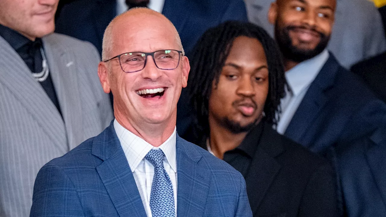 UConn's Dan Hurley Provides Hilarious Thoughts About Instagram In New Interview