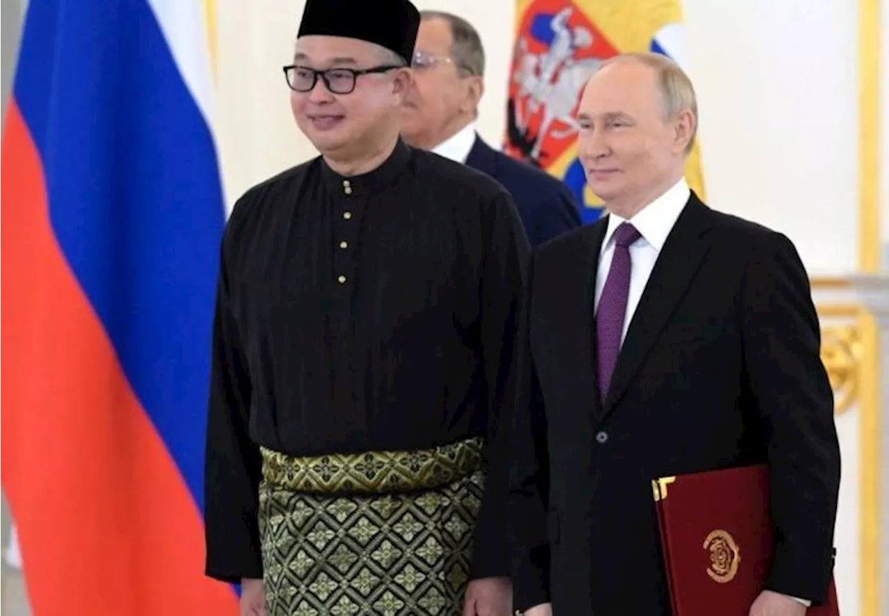 Malaysian ambassador to Russia presents credentials to Putin