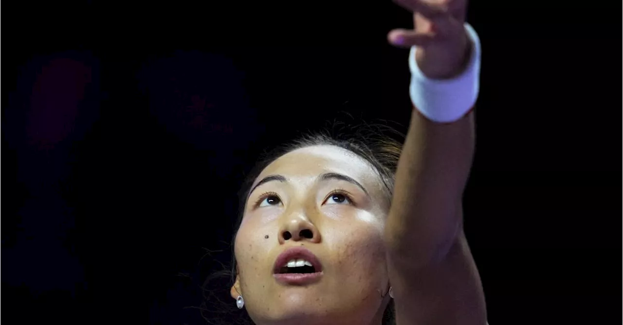 WTA Finals : Qinwen Zheng rejoint Aryna Sabalenka et Coco Gauff en demi-finales (vidéo)