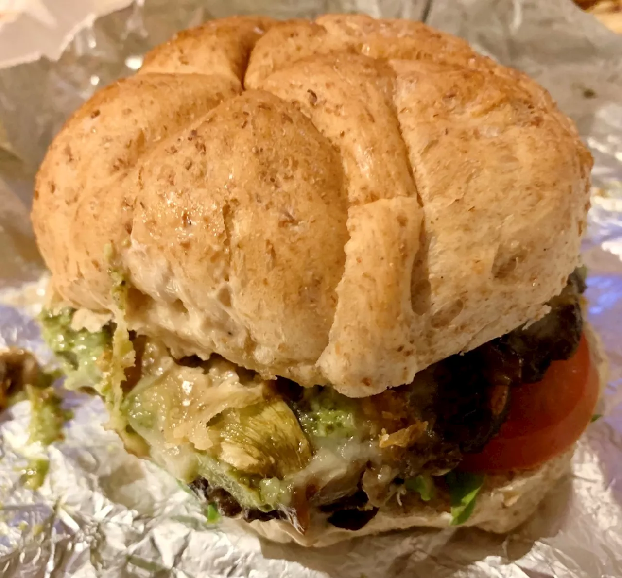 Novemburger Review: Bonobo's Foods