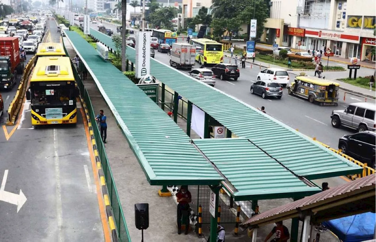 Senator's kin known to own vehicle caught using EDSA busway