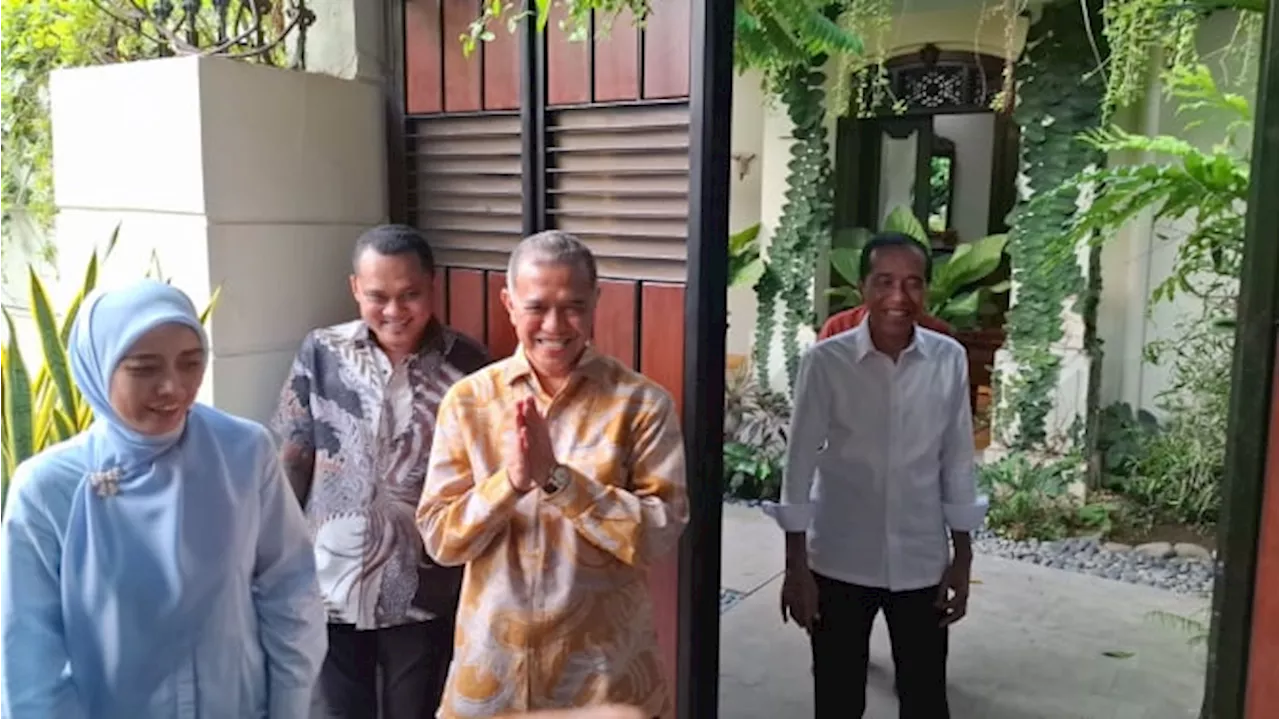 Ramai-ramai Calon Kepala Daerah Sowan ke Jokowi di Solo, Ada Apa?