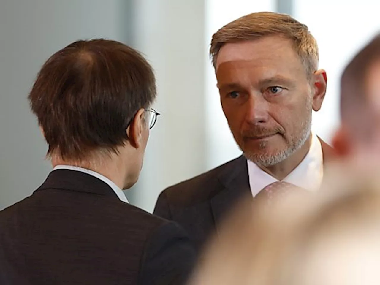 Deutsche Ampel-Koalition am Ende - Scholz entlässt Lindner