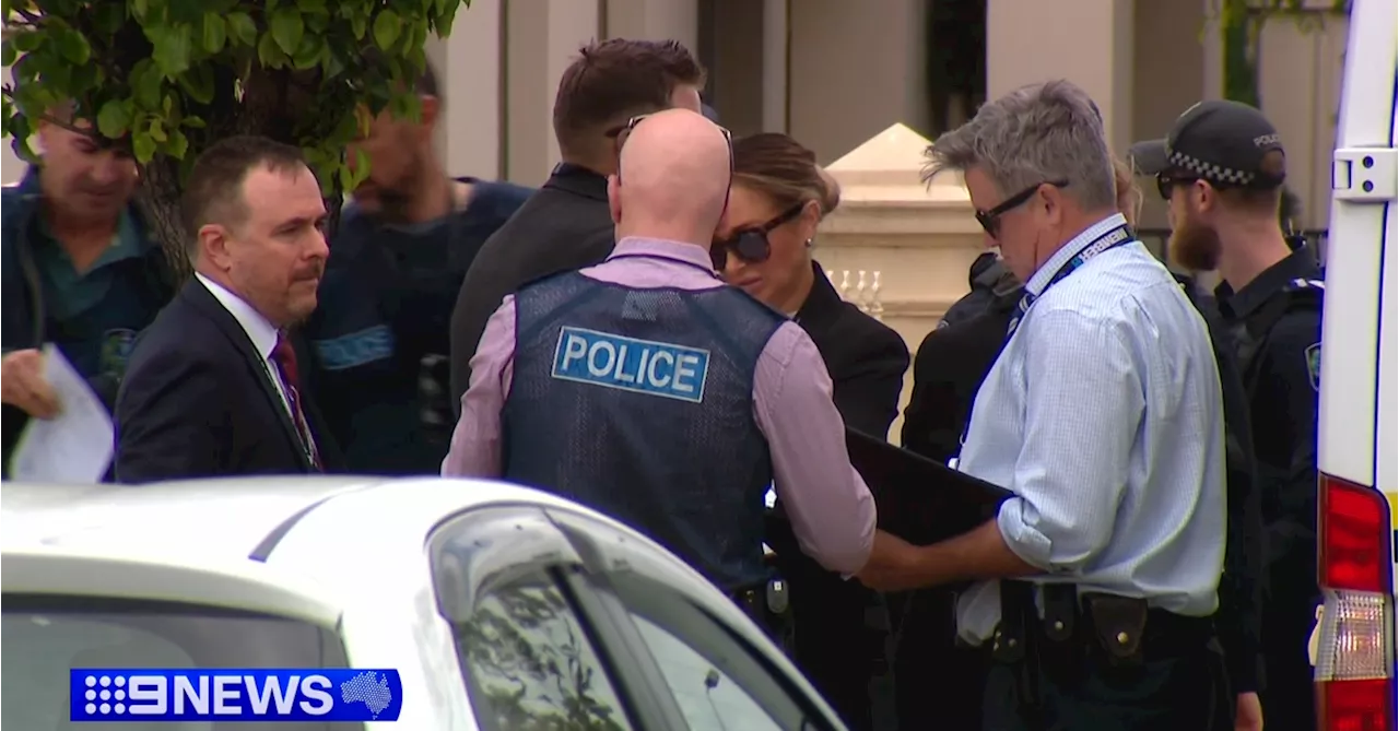 Major crime investigation after 72-year-old's body found in Adelaide house fire