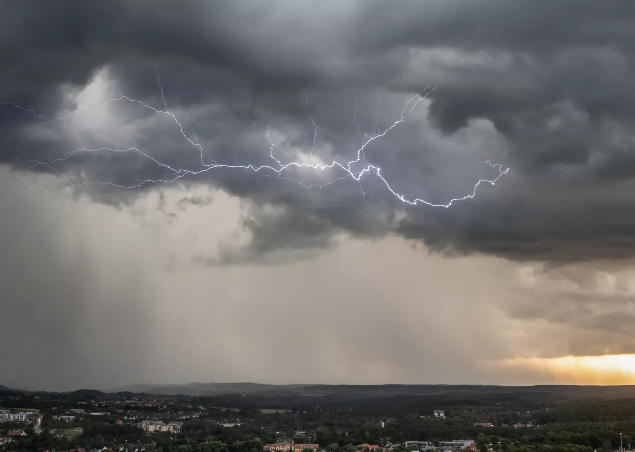 Alerte aux orages : de fortes pluies annoncées dans certains secteurs des Pyrénées-Orientales