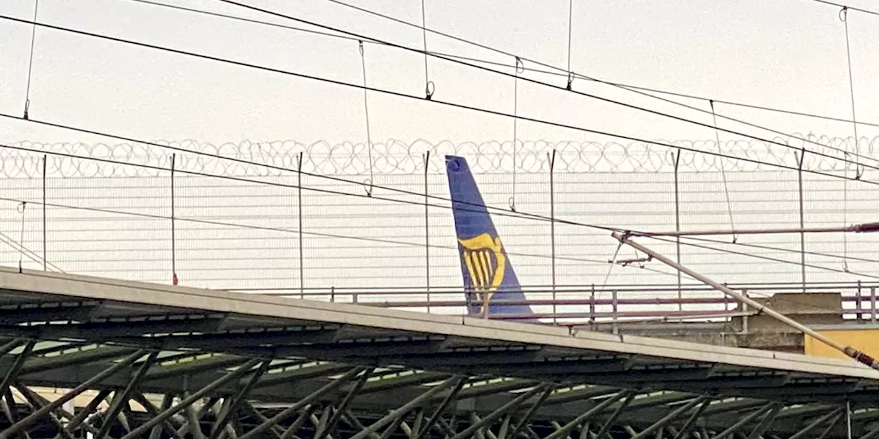 Was eine Boeing 737 von Ryanair in Düsseldorf machte