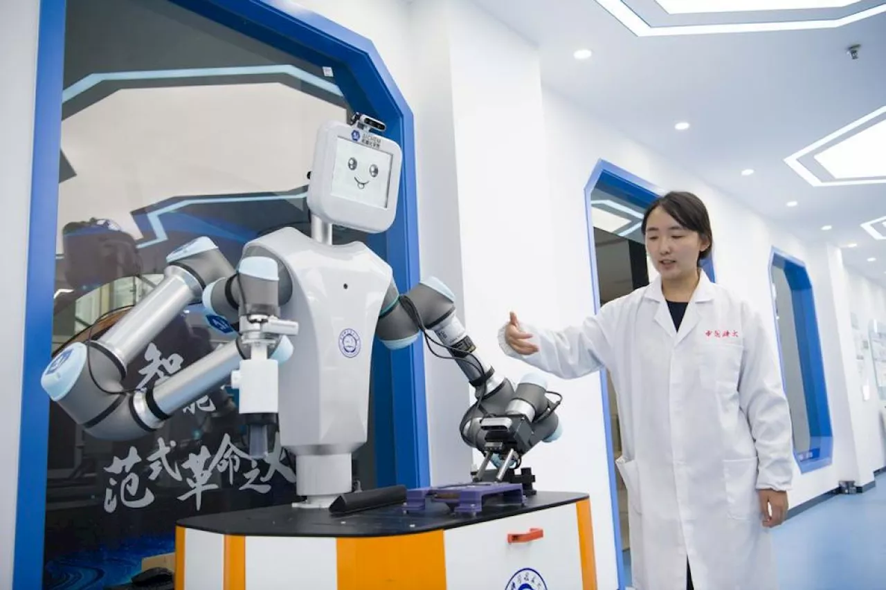 China buat robot 'ahli kimia' untuk memacu transformasi lab sains