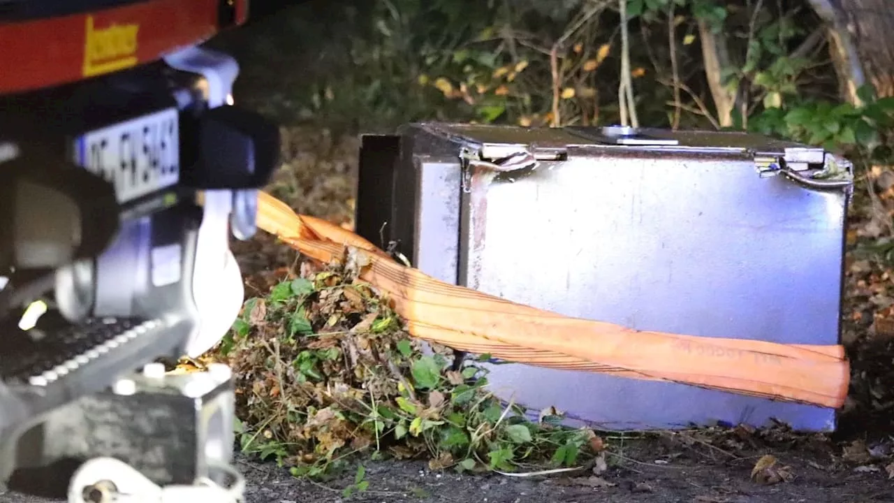 Hessen: Polizei zieht 500-Kilo-Tresor nachts aus dem Wald