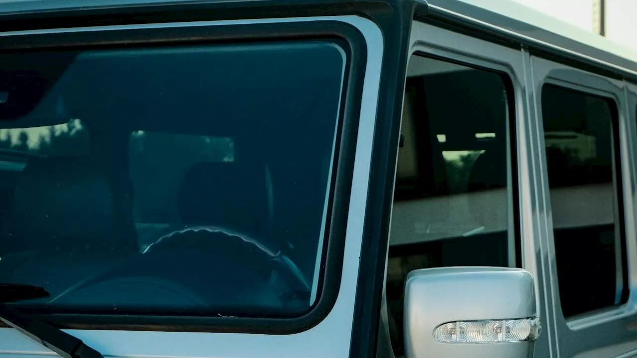 Smash-and-Grab film & regular window tint: What’s the difference?