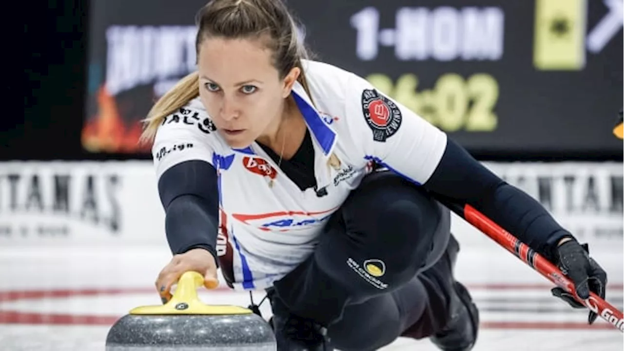 Homan beats Carey to book playoff spot at Grand Slam of Curling's Canadian Open