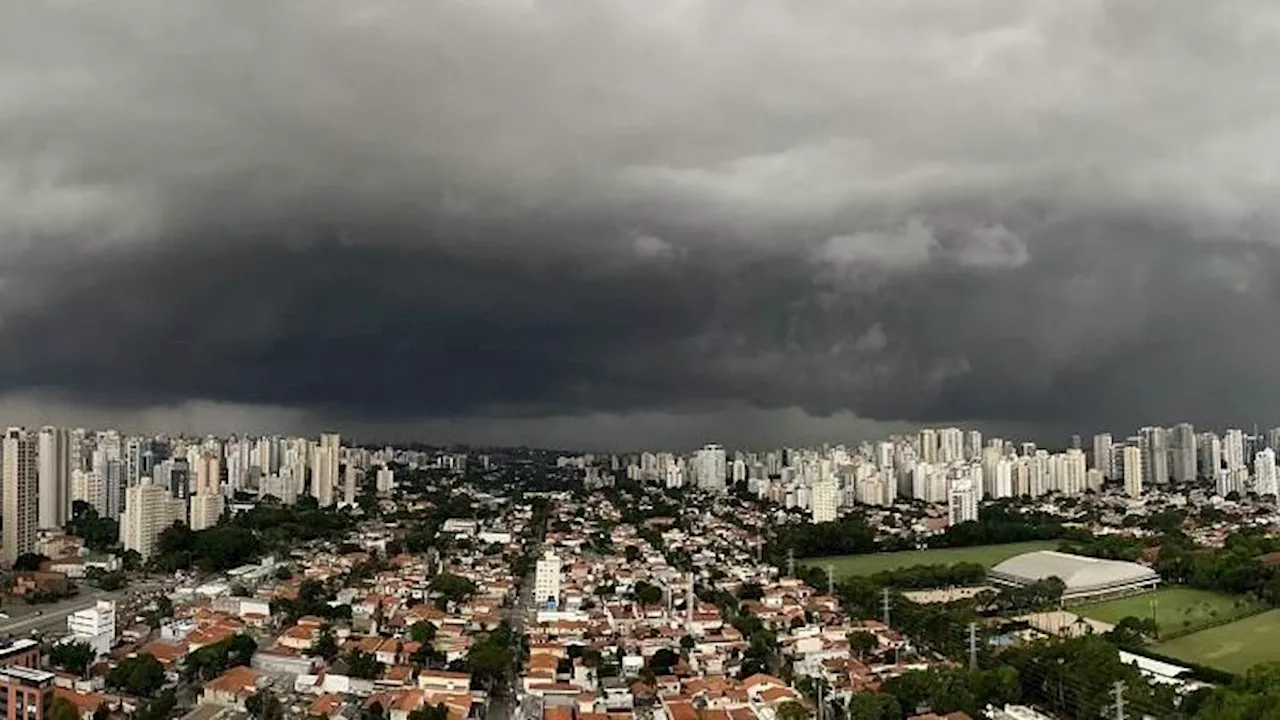 Defesa Civil alerta para fortes chuvas nos próximos dias em SP