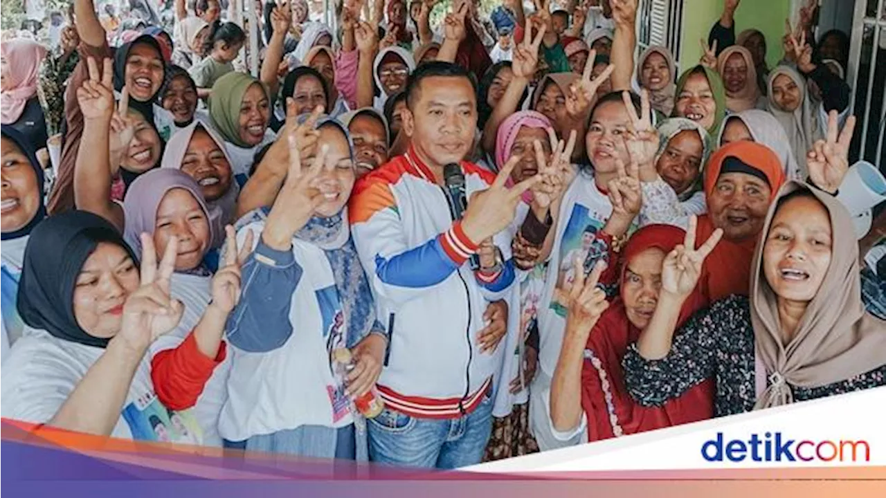 Aep-Maslani Janjikan LKS-Buku Paket Gratis untuk Siswa di Karawang