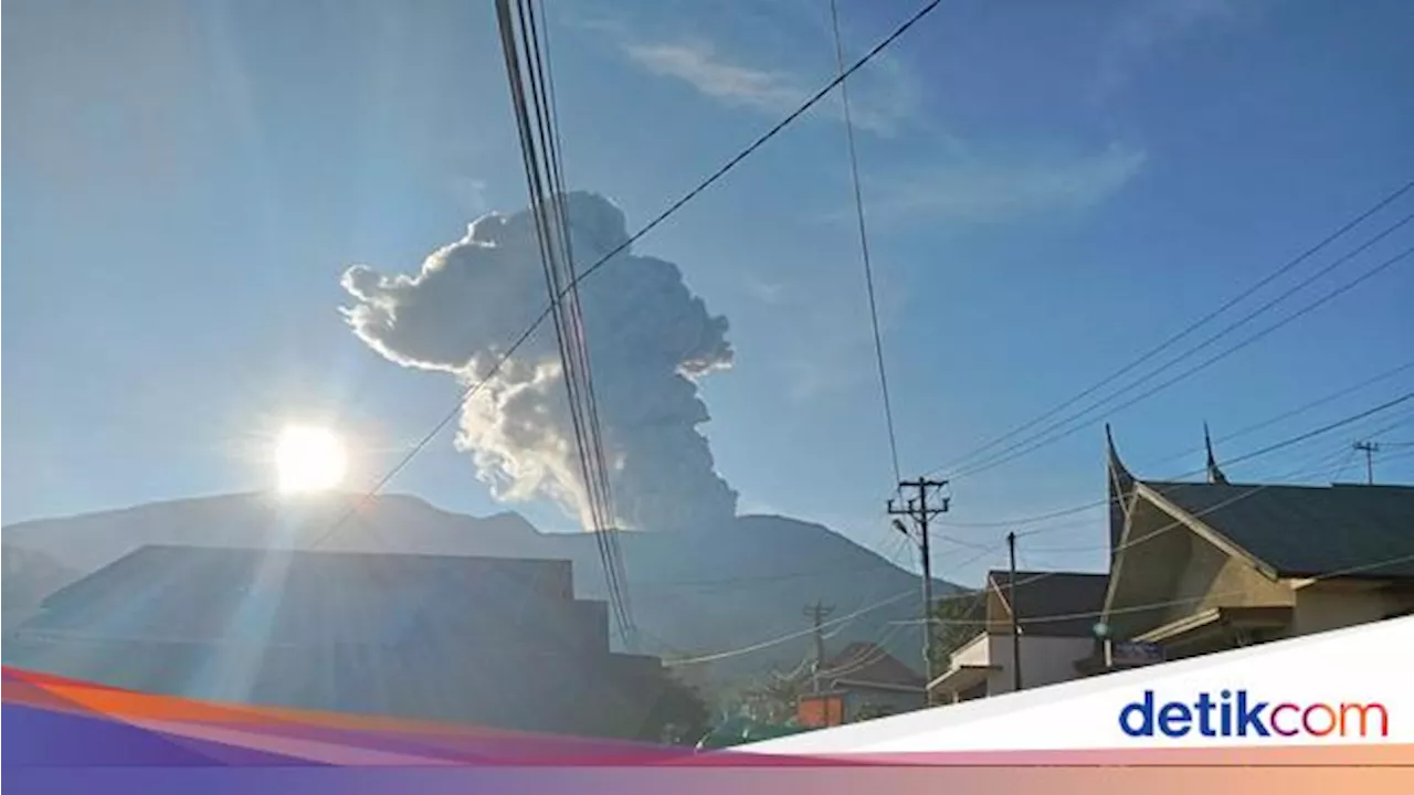 Gunung Marapi Erupsi Pagi Ini, Semburkan Abu Vulkanik 500 Meter