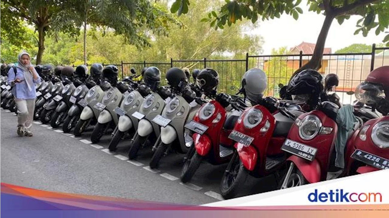 Viral Parkiran Motor FK Unnes Rapi Banget, Netizen: Berasa Kuliah di Dealer!