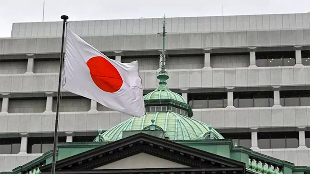 Trump win heightens risks for BOJ as yen renews slide