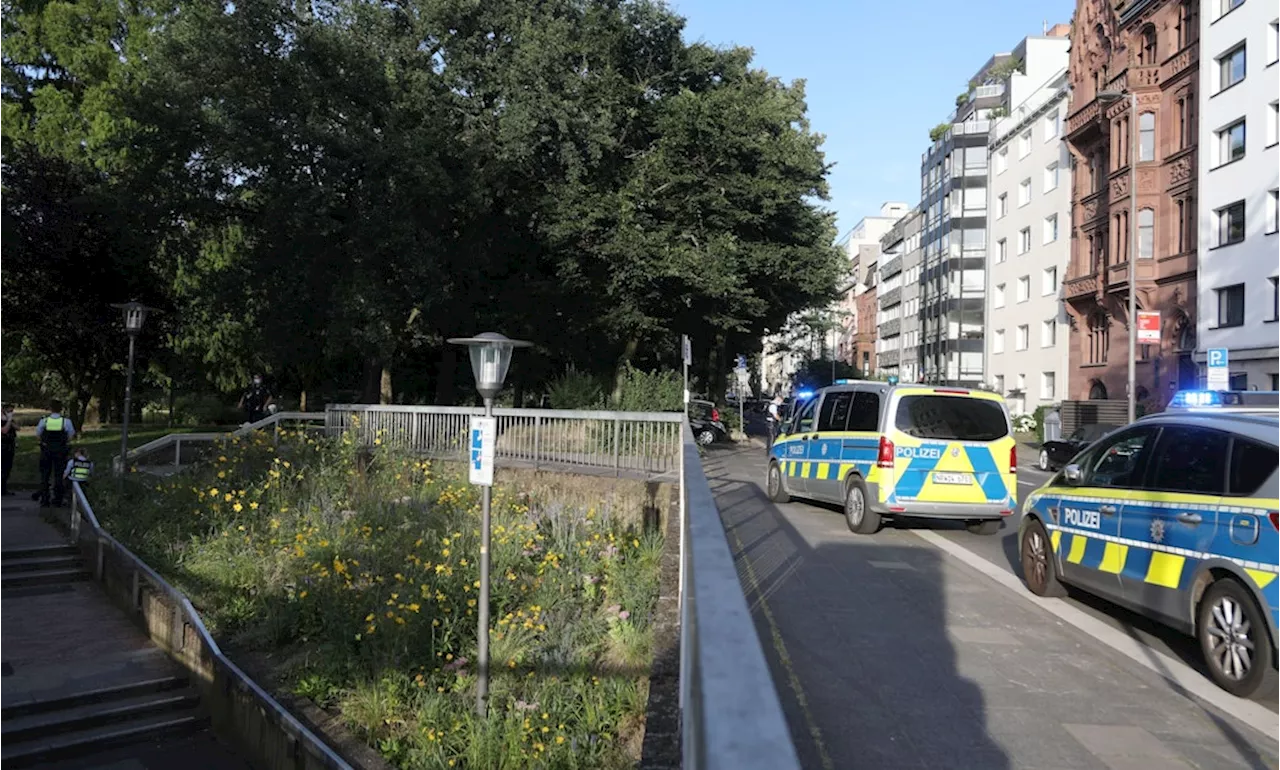 Als Kölner seinen Ausweis sucht, macht Polizei heftigen Fund