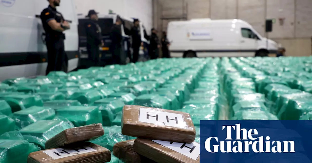 Spanish police seize record cocaine haul in banana shipment from Ecuador