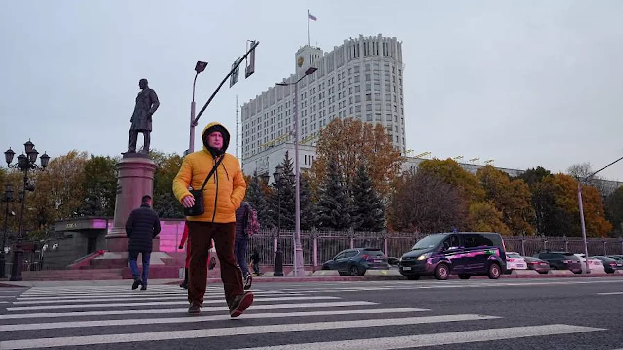 В Гидрометцентре спрогнозировали потепление до +6 градусов в Москве 7 ноября