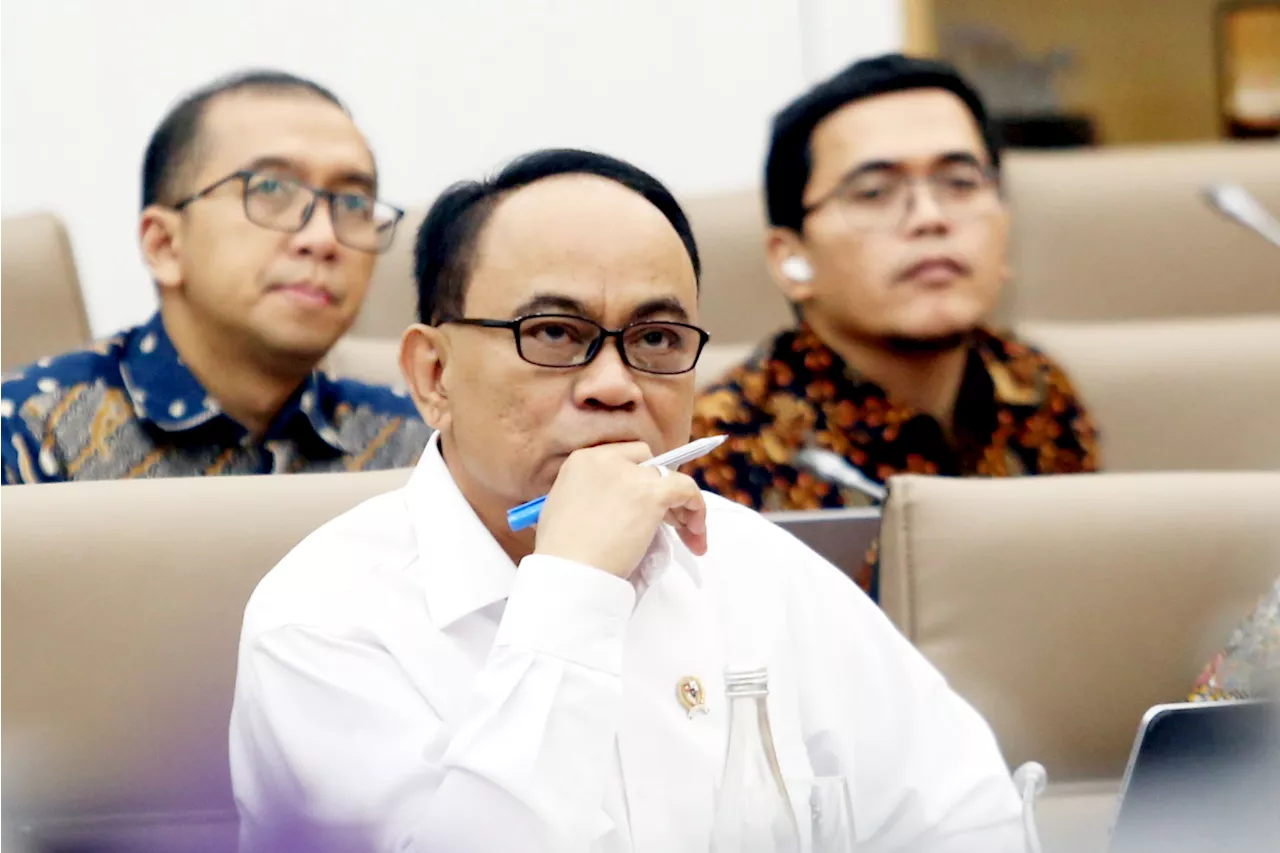 Raker di Komisi VI DPR, Budi Arie Dicecar soal Fufufafa dan Judol