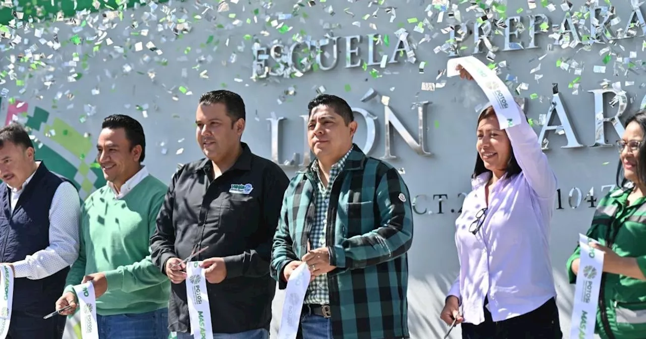 Ricardo Gallardo inaugura nueva preparatoria de Venado, San Luis Potosí