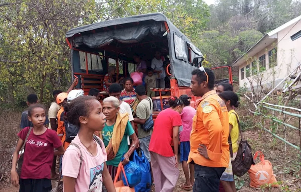 Update Pengungsi Gunung Lewotobi Capai 5.816 Orang, 232 Terserang Penyakit